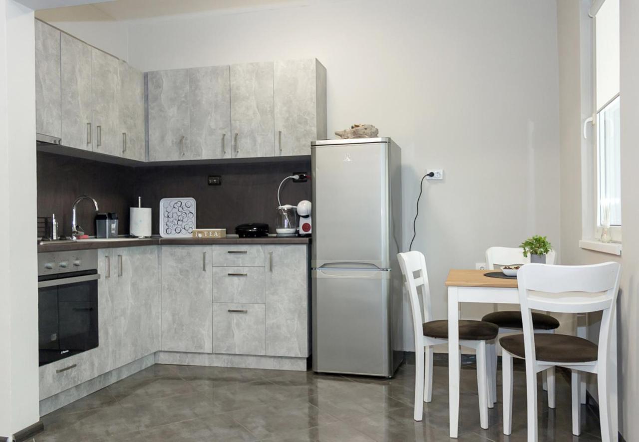 Cosy And Modern 1Bd Flat Near The City Centre By Flat Mаnager Varna ภายนอก รูปภาพ